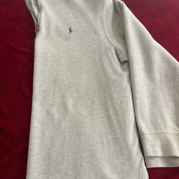 Pullover zip up neck. - Picture 3 of 5